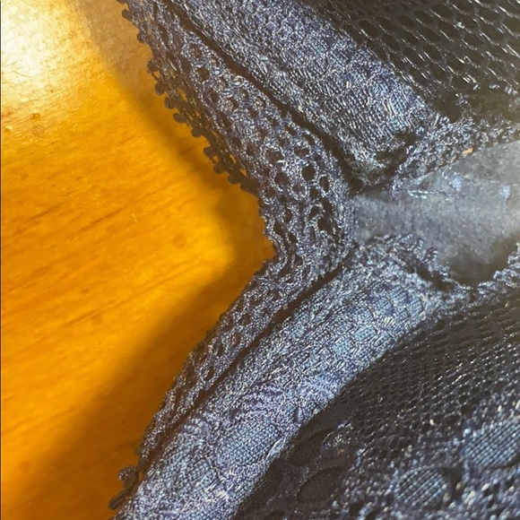 DKNY Sheer Lace Push-Up Bra Sz: 34B - Picture 4 of 7